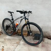 Ktm myroon taglia M