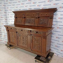 Credenza Neorinascimento primi 900