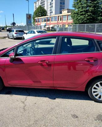 FORD FIESTA 1.4D anno 2009