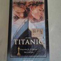 VHS TITANIC incelofanato