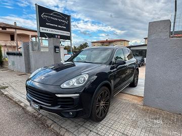 PORSCHE CAYENNE DIESEL - FULL OPTIONAL