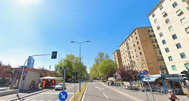 Stanza singola + doppia con balcone e terrazzo