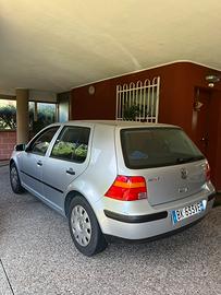 Volkswagen Golf 5p 1.6 Comfortline NEOPATENTATI
