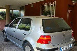 Volkswagen Golf 5p 1.6 Comfortline NEOPATENTATI