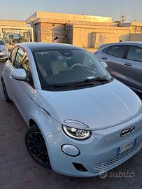 Fiat 500e 42,5 kw garanzia inclusa.