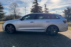 Skoda Octavia Combi 2.0 TDI DSG Style