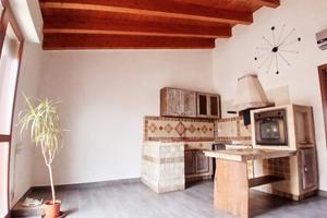 Uta - trivano indipendente: soffitto in legno