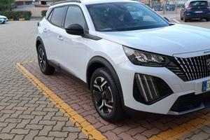 Peugeot 2008 PureTech 1.2 130 cv automatica