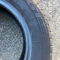 Gomme 4stagioni 185/75 R15 92T per carichi