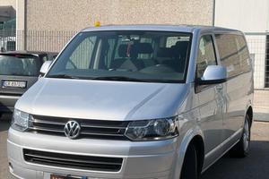Volkswagen Caravelle 2.0 BiTDI 180CV DSG 4 Motion 