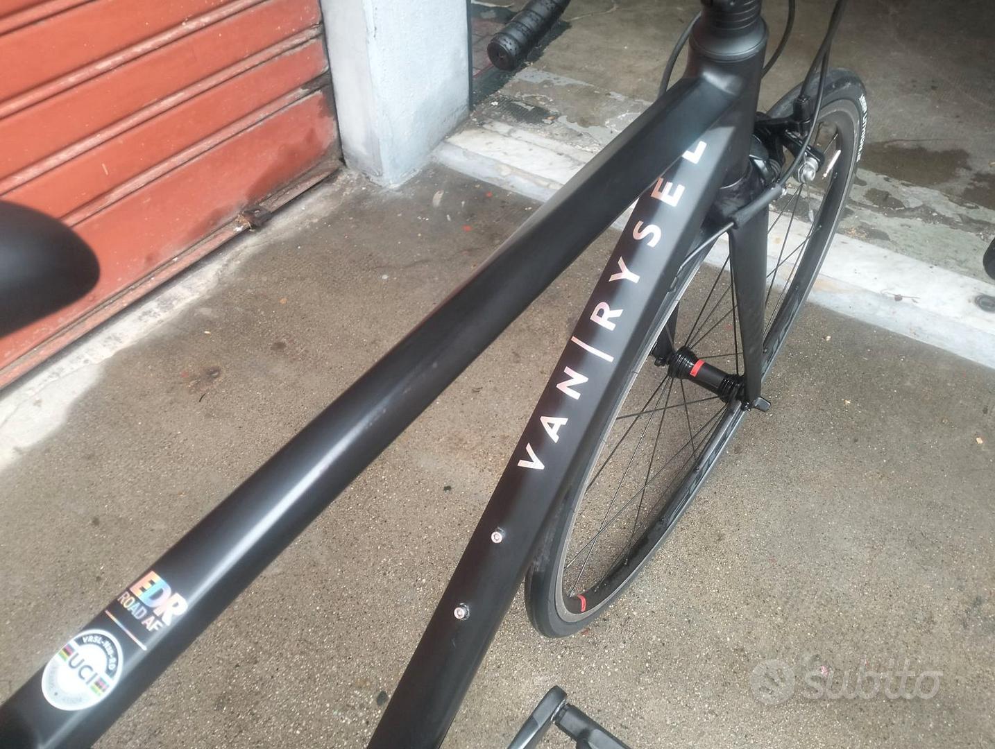 bici da corsa da donna Van Rysel EDR AF105 black Biciclette In