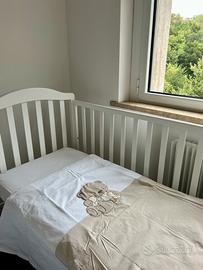 Lettino in legno massiccio Erbesi 0-4 anni