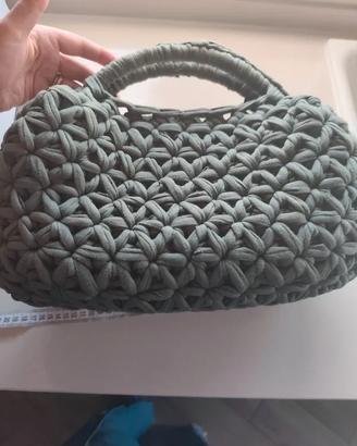 Borsa clutch verde uncinetto punto stella