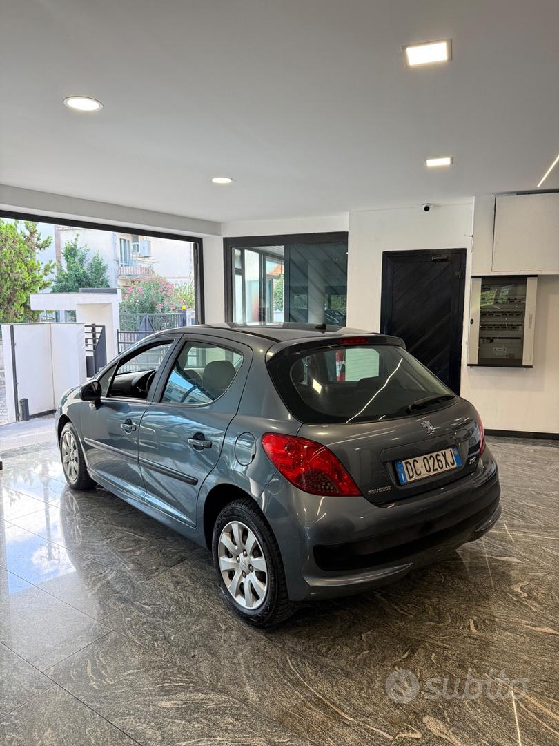 Peugeot 207 2006 photo 5