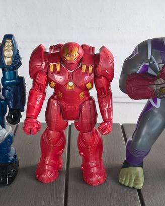 Action figures varie