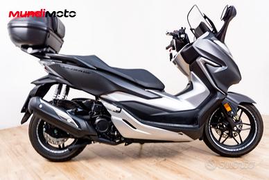 HONDA FORZA 300 TOPBOX - 2019