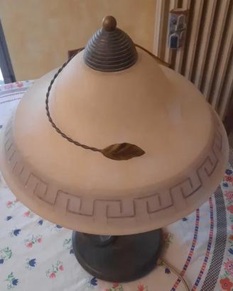 Lampada da tavolo