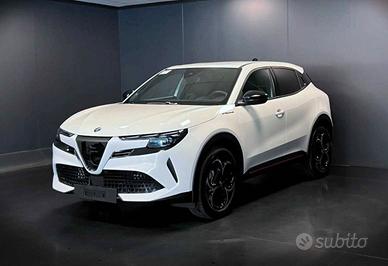 Alfa Romeo Junior 1.2 ibrida Speciale 145cv edct6