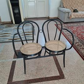divanetto composto di 2 sedie gemellari t. thonet