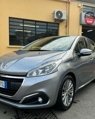 Peugeot 208 PureTech Anno 2019 1.2 Benz Allure