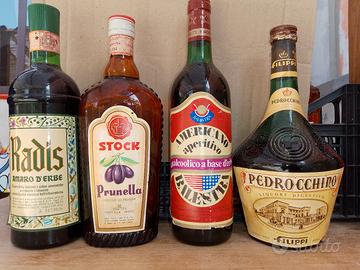 collezione 8 bottiglie vintage liquore misti 