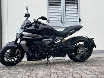 Ducati XDiavel V4 - Black Lava - 2026