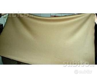 Stoffa di lana "pelo di cammello"