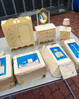 Camera da letto per le bambole vintage 