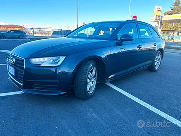 Audi A4 Avant 2.0 TDI 150 CV ultra Business IN ARR