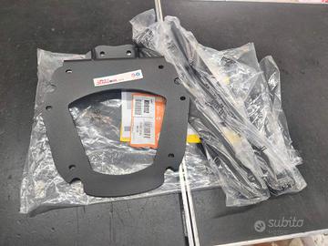 KR6112 PIASTRA PORTAPACCHI KAPPA PER KYMCO XCITING
