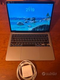 Macbook M1 - Batteria 100% - Nuovo