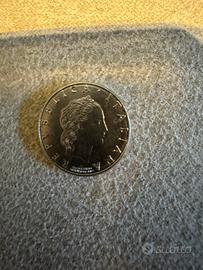 50 lire anno 93 con il rombo sotto il collo