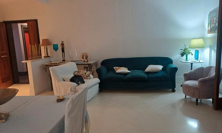 Appartamento arredato al centro di Cava dei Tirren