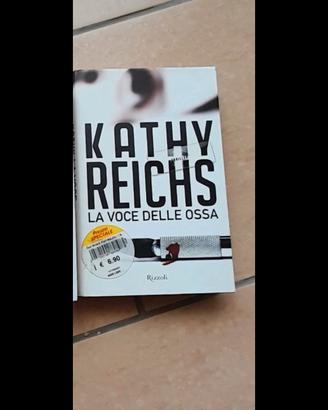 La voce delle ossa di Kathy Reichs