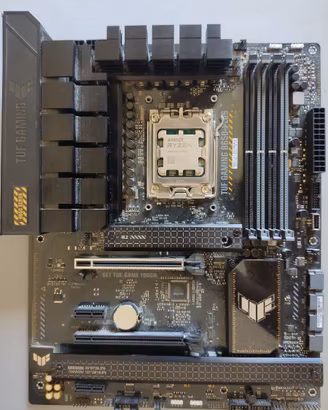 AMD Ryzen 9 7950X + ASUS TUF GAMING B650-PLUS