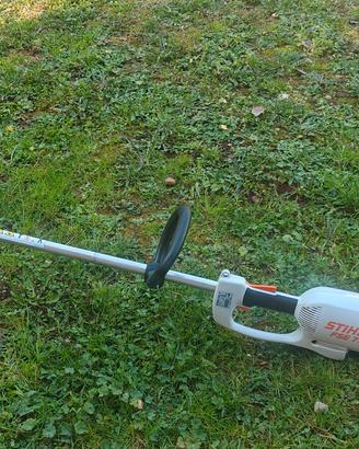 Decespugliatore elettrico STIHL FSE 71