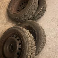 4 gomme Continental e 4 cerchi