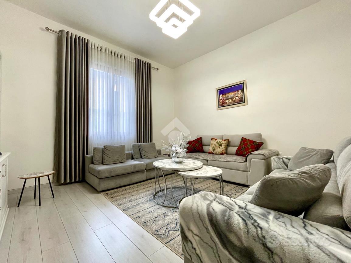 CASA INDIPENDENTE A PRATO