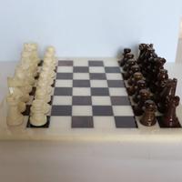 scacchiera in alabastro