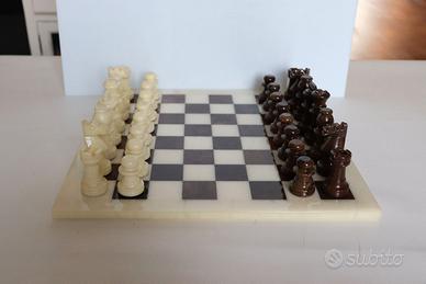 scacchiera in alabastro