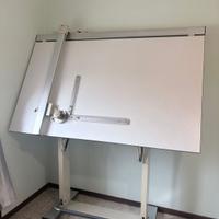 Tavolo da disegno professionale