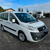 FURGONE FIAT SCUDO 6 POSTI FINESTRATO