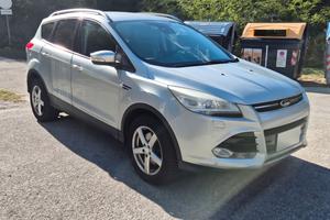 Ford Kuga 2.0 TDCi 140 CV 4WD - gancio traino