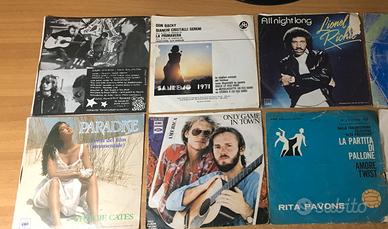Lotto vari 45 giri completi con copertine