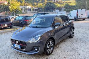 Suzuki Swift 1.2 Hybrid Top