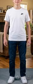 T-shirt Nike ragazzo bianca M taglia 137-147 cm