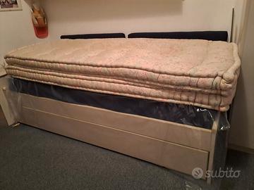 due materassi in lana