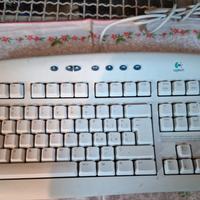 tastiera logitech