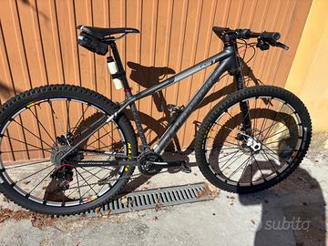 Mountain Bike Cannondale F29 carbon