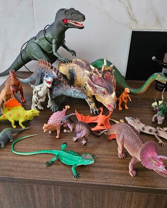 Set giocattoli Dinosauri